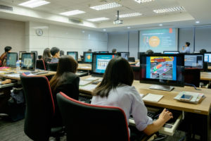 How students can use projectors to enhance their studies